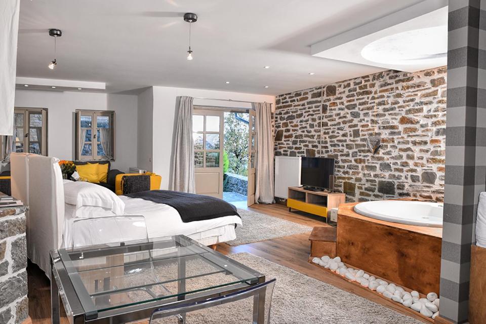 Mikro Papigo 1700 Hotel & Spa ภายนอก รูปภาพ